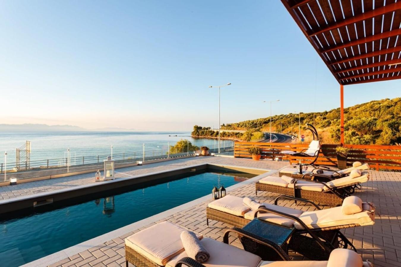 Seaside Summer Bliss - Aurora Luxury Pool Paradise Петалідіон Екстер'єр фото